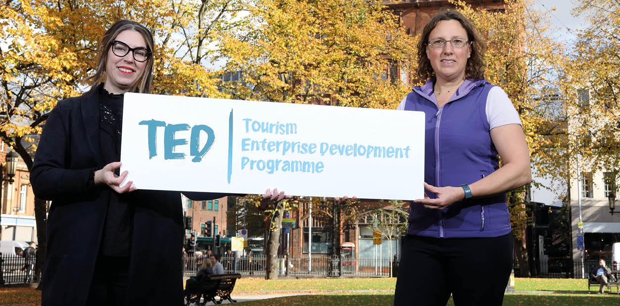 Press Eye - Belfast - Northern Ireland -  18th October 2021   Photo by  Darren Kidd    Press Eye   Lesley Ann O Donnell, Head of Programmes Tourism NI (left), and Anita Kirkpatrick, Shamrock Cottages (right), encourage registration for the new Tourism Enterprise Development  programme which commences on 11th November and has five main themes, each one with a particular reference to the specifics of the tourism sector  These are; performance & competitiveness, market retention & diversification, people skills & capability, sustainable tourism and digital skills & innovation  For more information visit www tourismni com 