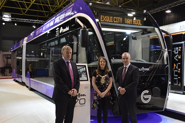 New rapid transit Glider for Belfast unveiled
