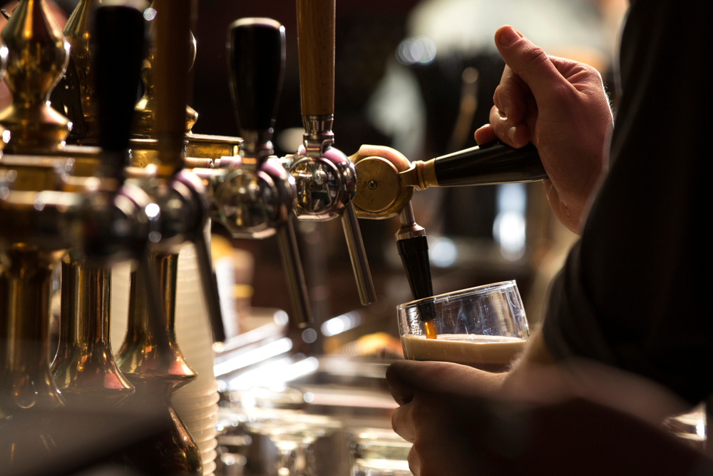‘Drink only’ pubs set to re-open