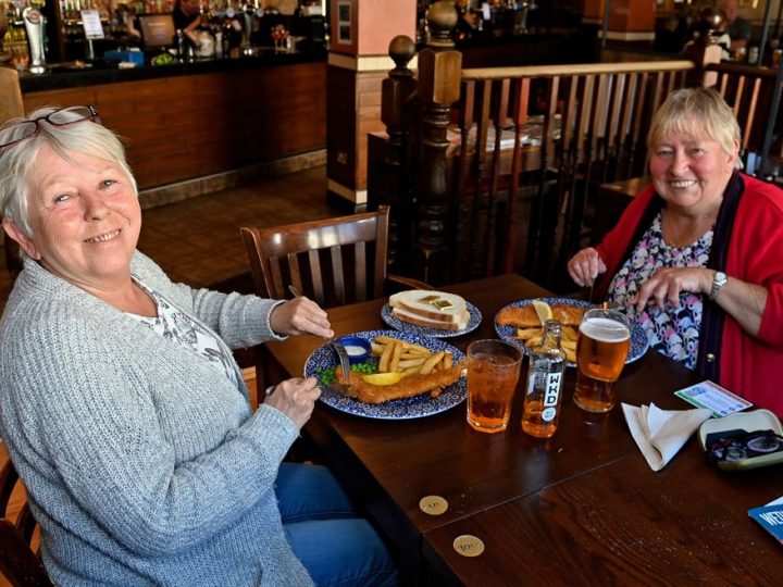 Wetherspoons warns of meals price hike if VAT increases