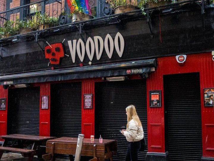 Councillors clash with Stormont officials over pavement cafes