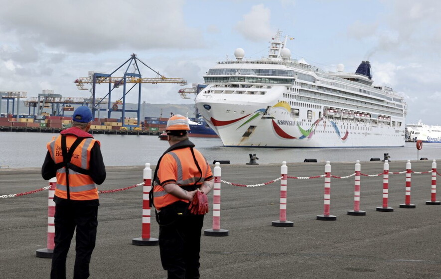 Two millionth cruise ship passenger a landmark figure for tourism