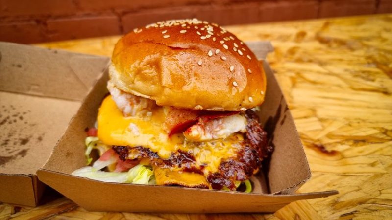 Burger outlet says Hi to city centre