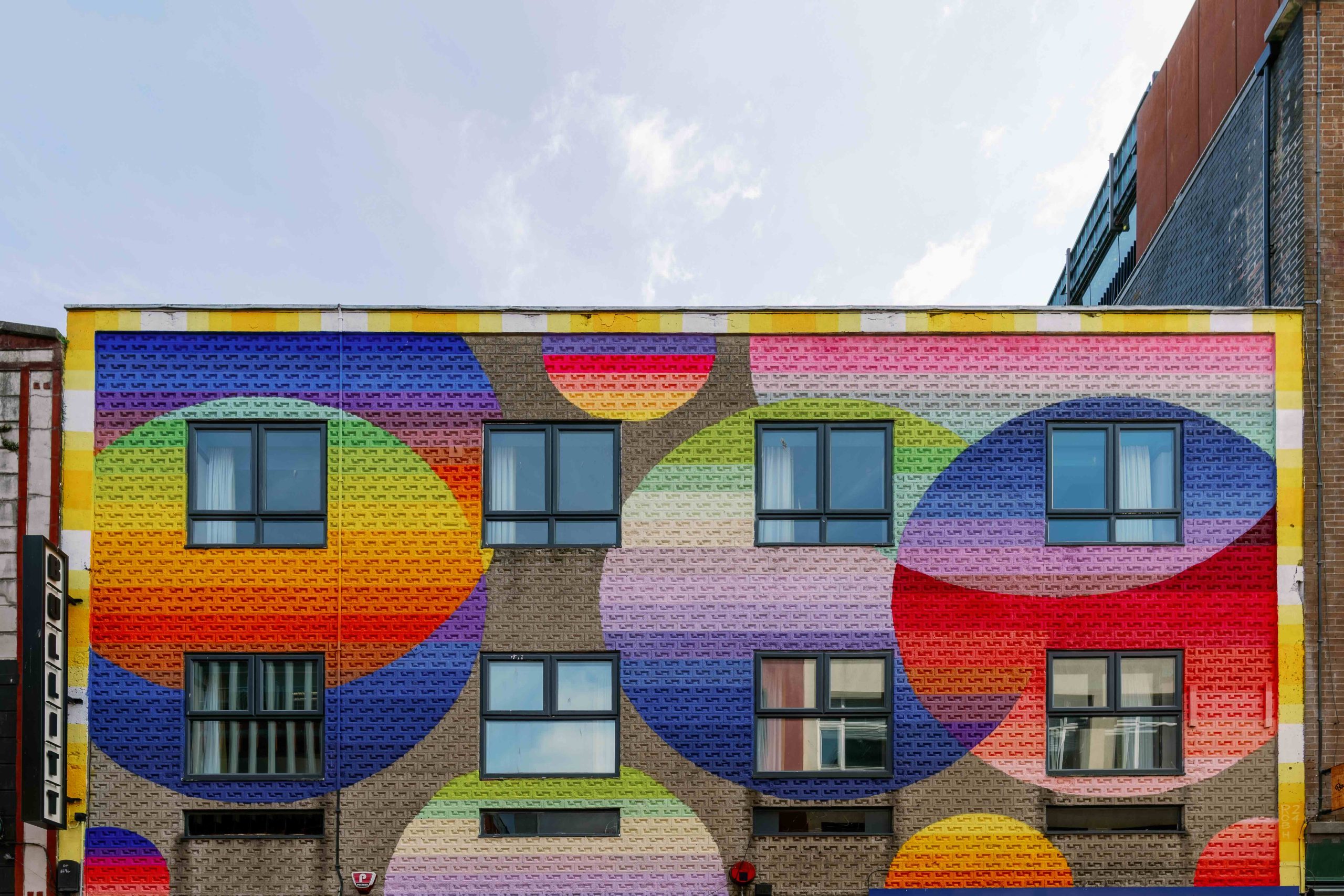 Local artist creates draw-dropping new Belfast street art