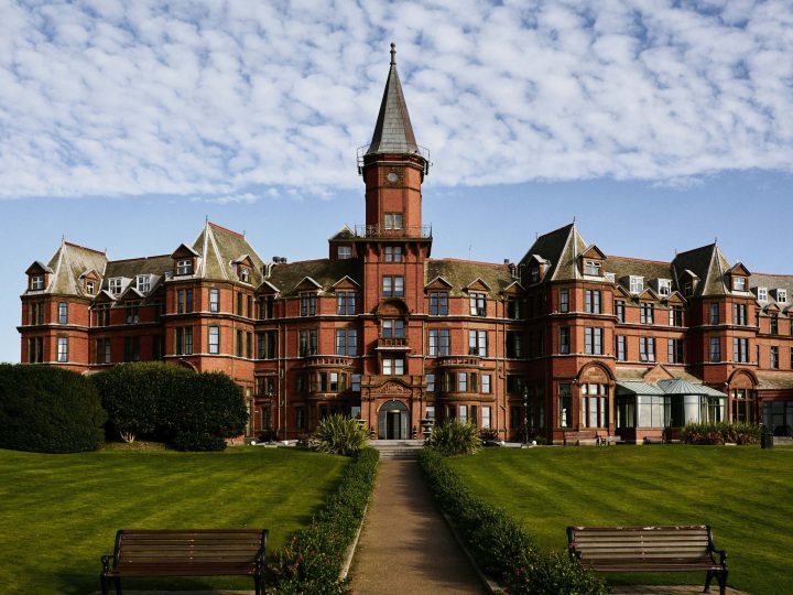 United Wines tees up partnership with Slieve Donard