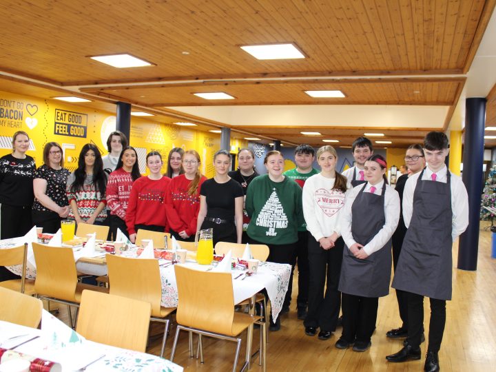 SERC provides community with Christmas dinner