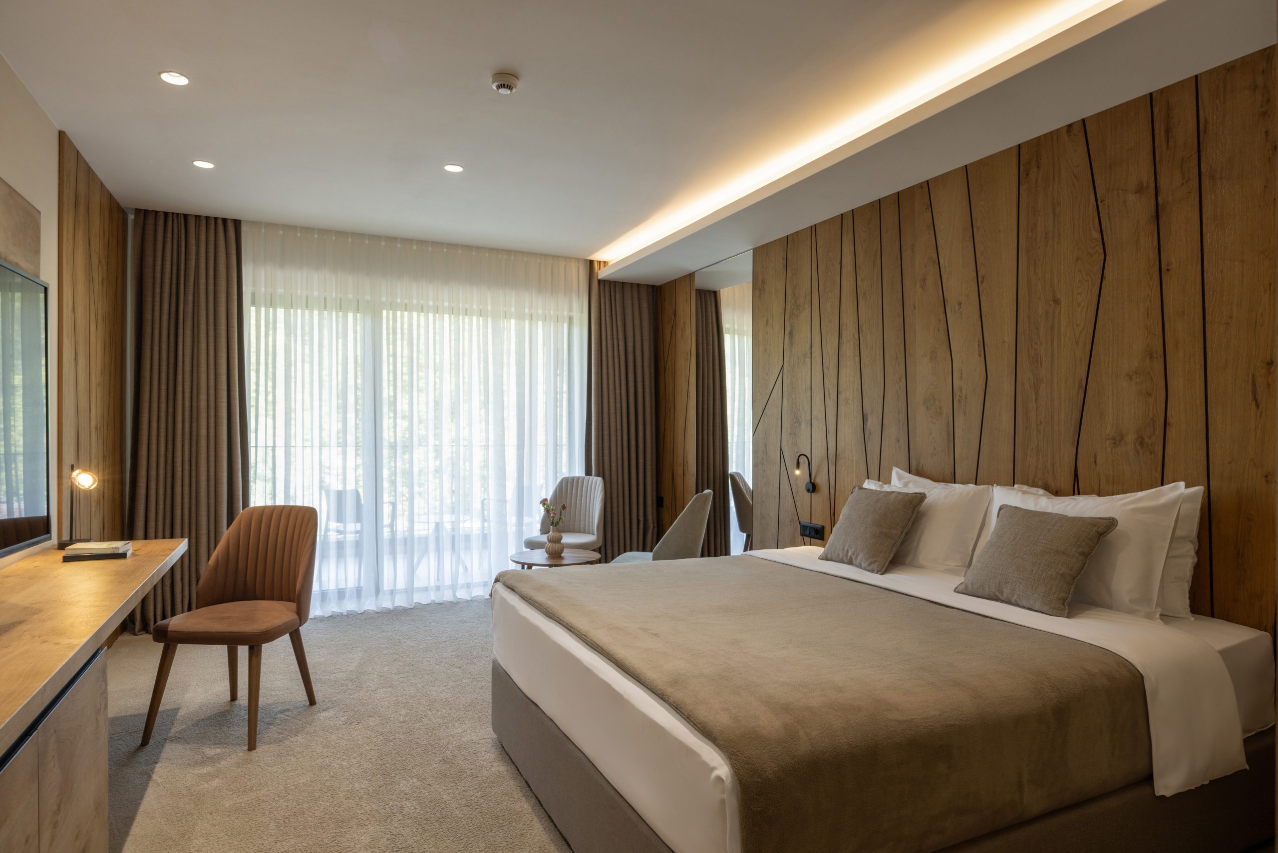 Northern Ireland’s hotel room count may have passed 10,000